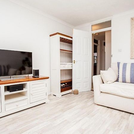 Modern And Spacious Central 1 Bedroom Apartment With Balcony Londýn Exteriér fotografie